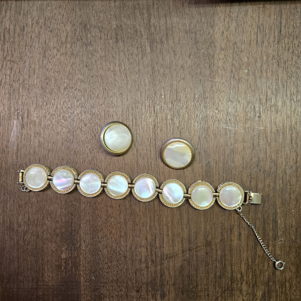 Vintage bracelet, clip on earring set